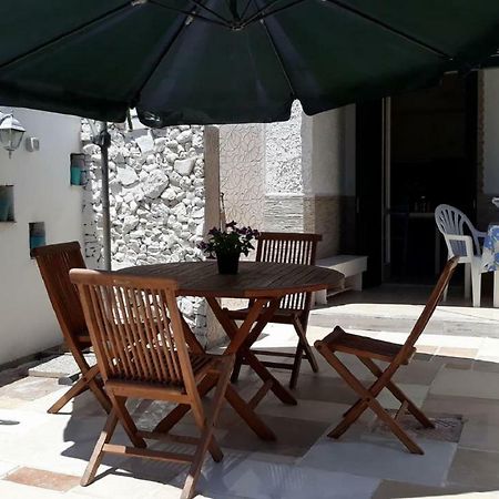 Villino Dolores 30 Mt Mare ปอร์โตเชซาเรโอ ภายนอก รูปภาพ